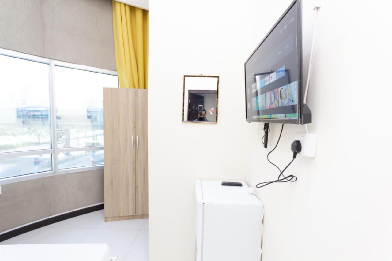 Nice Single Rooms For "Girls" Only In Dubai, Marina Εξωτερικό φωτογραφία