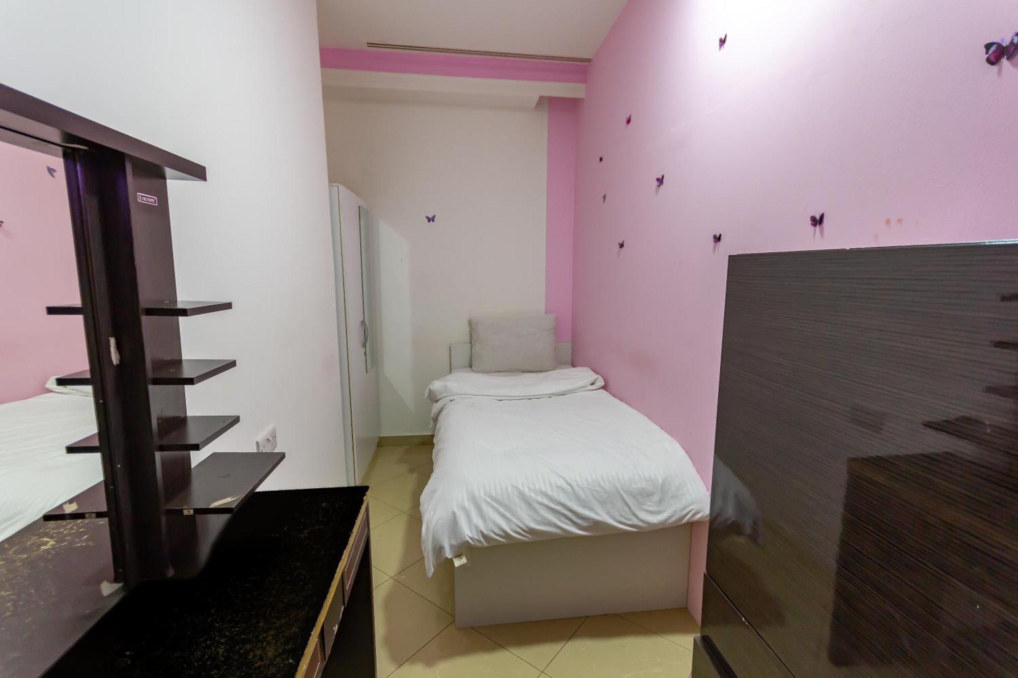 Nice Single Rooms For "Girls" Only In Dubai, Marina Εξωτερικό φωτογραφία