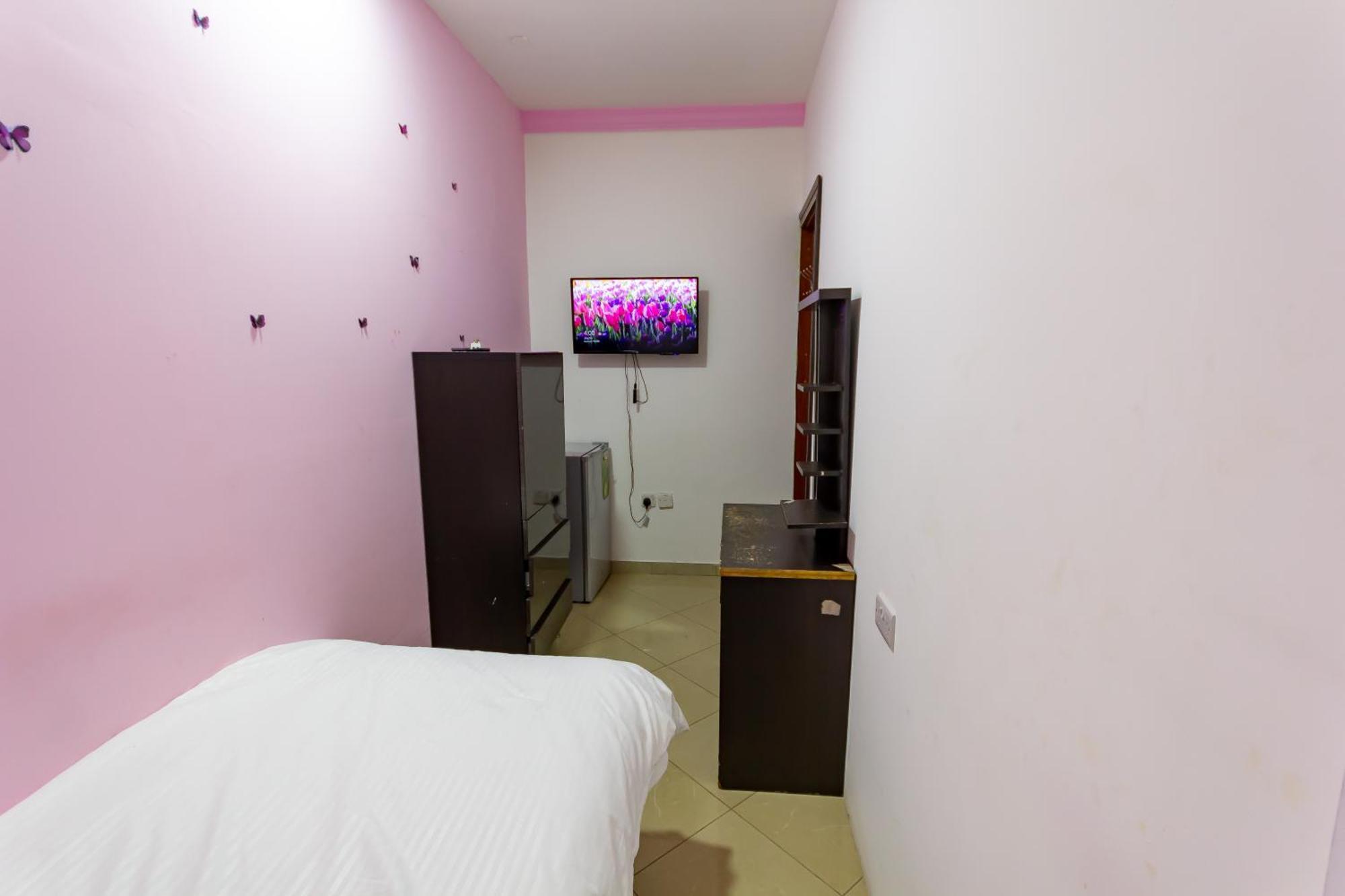 Nice Single Rooms For "Girls" Only In Dubai, Marina Εξωτερικό φωτογραφία