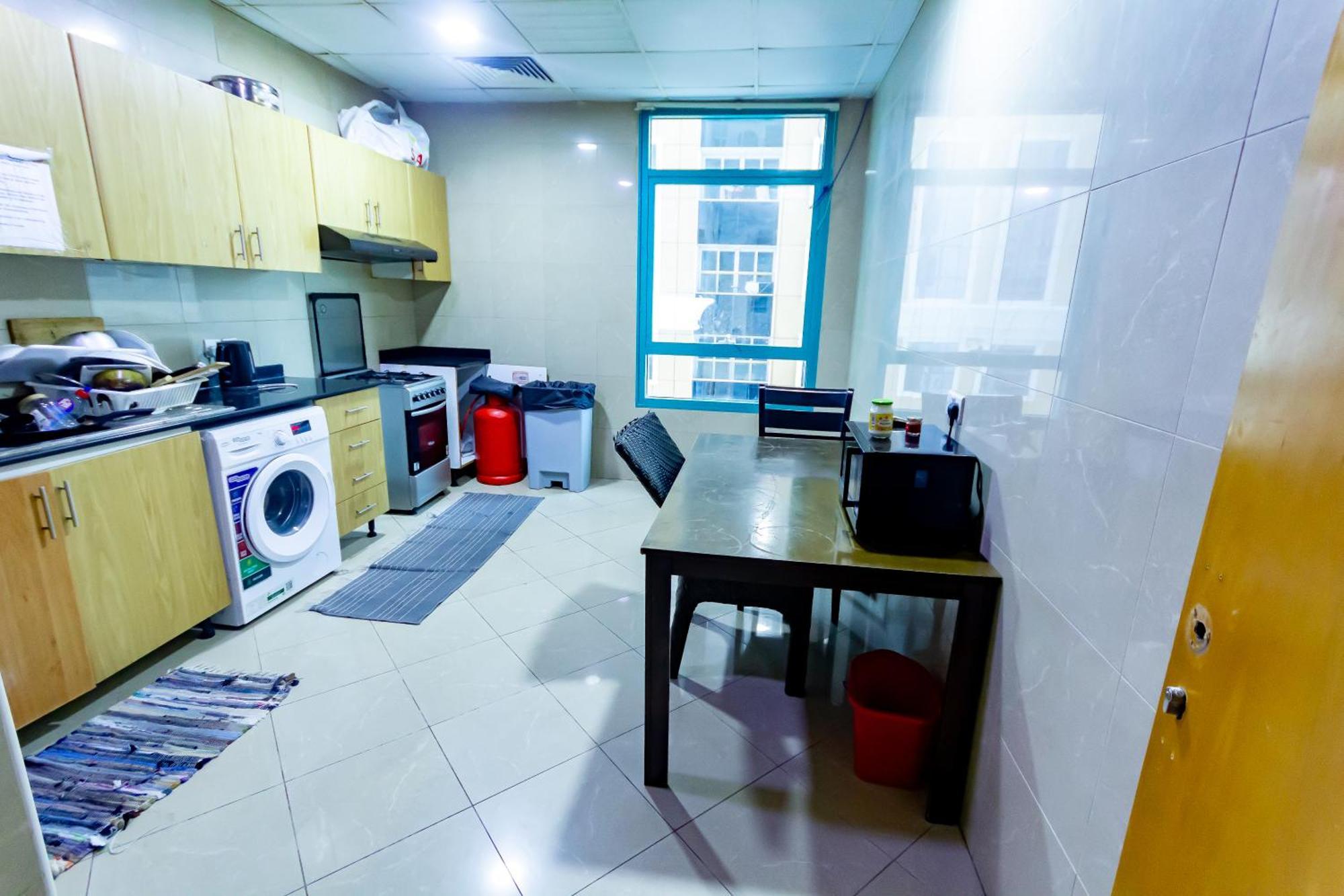 Nice Single Rooms For "Girls" Only In Dubai, Marina Εξωτερικό φωτογραφία
