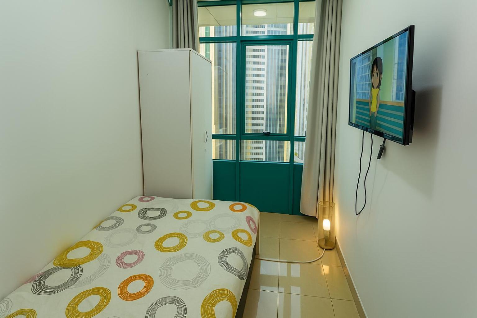 Nice Single Rooms For "Girls" Only In Dubai, Marina Εξωτερικό φωτογραφία