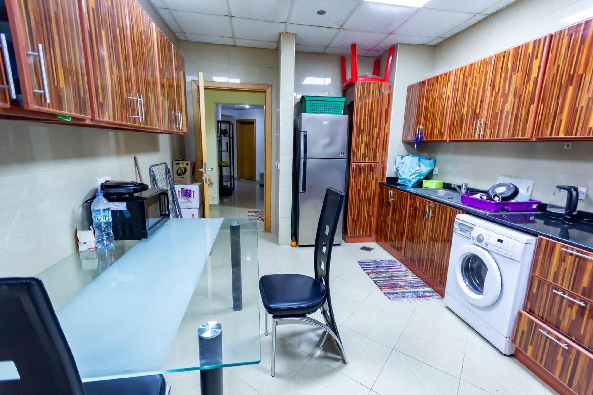 Nice Single Rooms For "Girls" Only In Dubai, Marina Εξωτερικό φωτογραφία