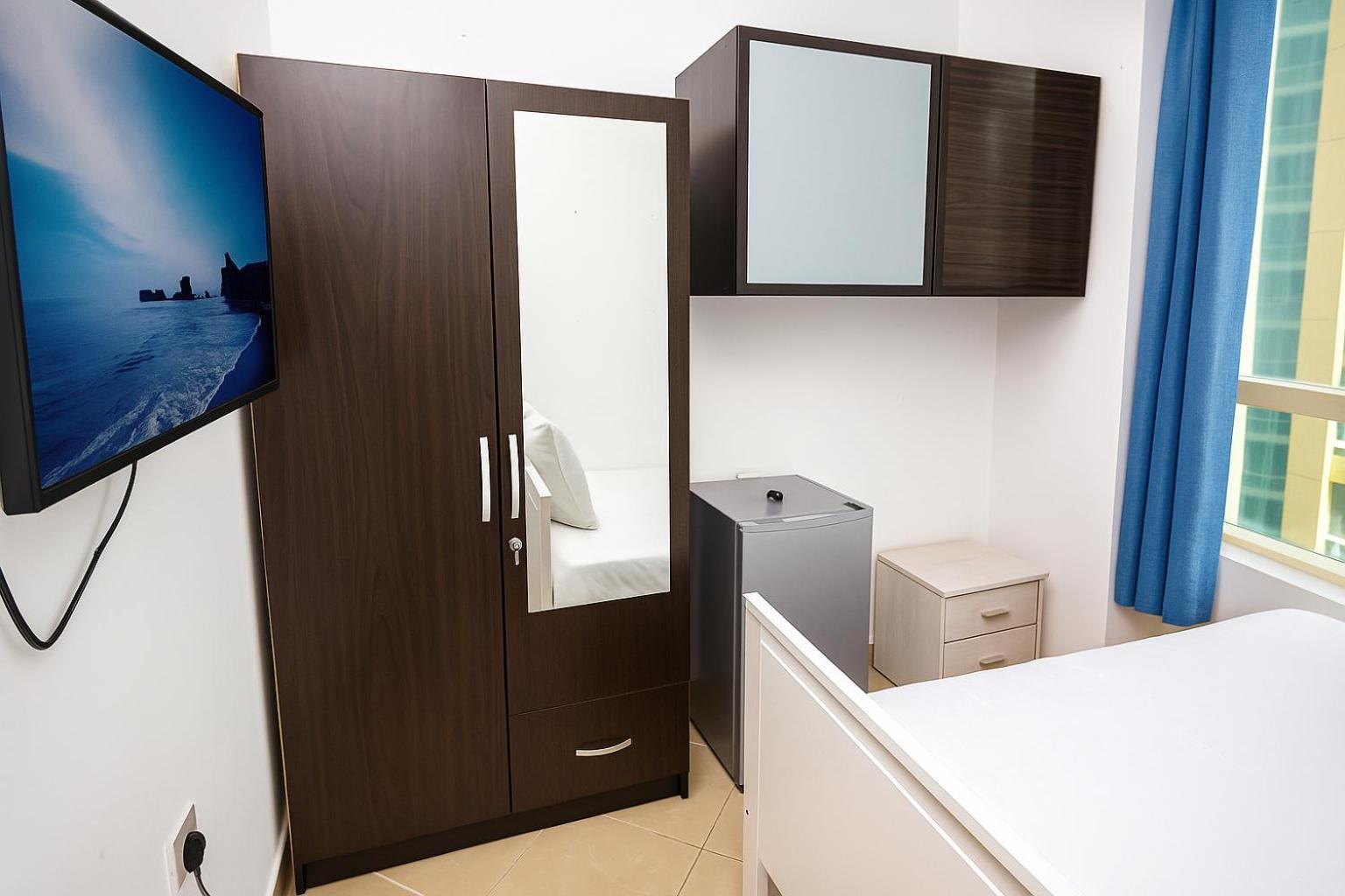 Nice Single Rooms For "Girls" Only In Dubai, Marina Εξωτερικό φωτογραφία
