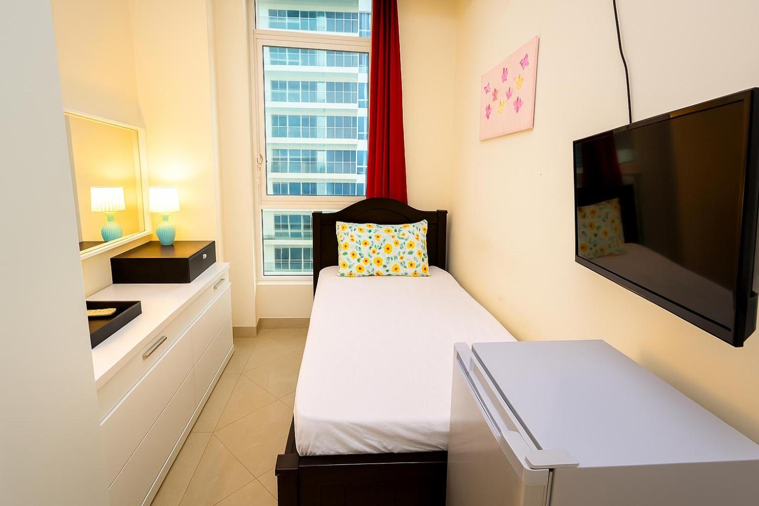 Nice Single Rooms For "Girls" Only In Dubai, Marina Εξωτερικό φωτογραφία